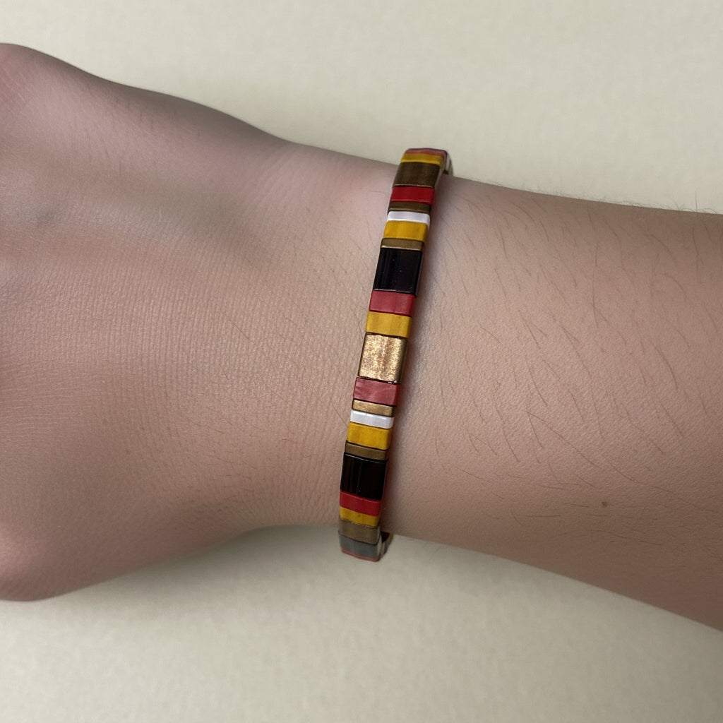 "Contra" Tila Bracelet